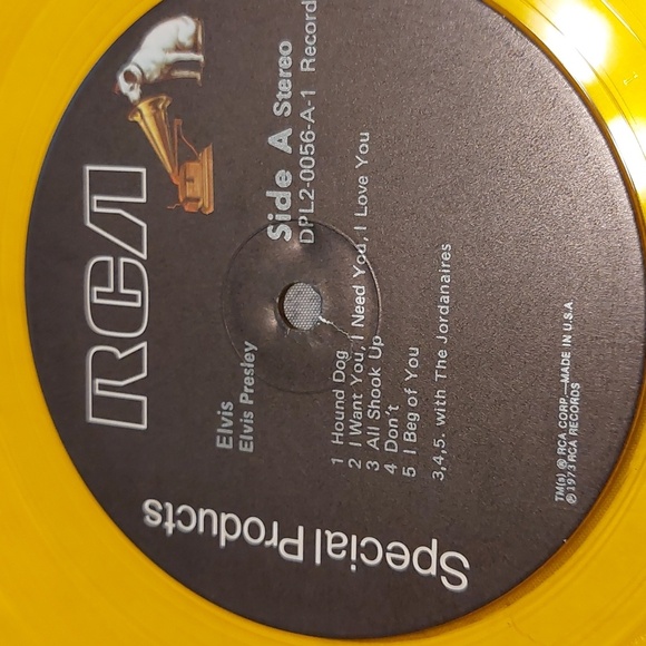 Elvis Limited Edition Commemorative Album - Picture 4 of 10